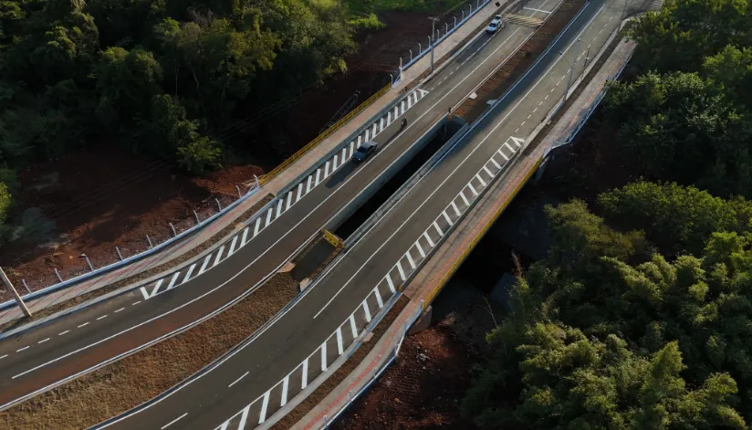 Tráfego de veículos na nova ponte da Av. Mário José de Faria Ferraz é liberado