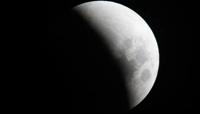 Eclipse parcial da Lua poderá ser visto nesta madrugada