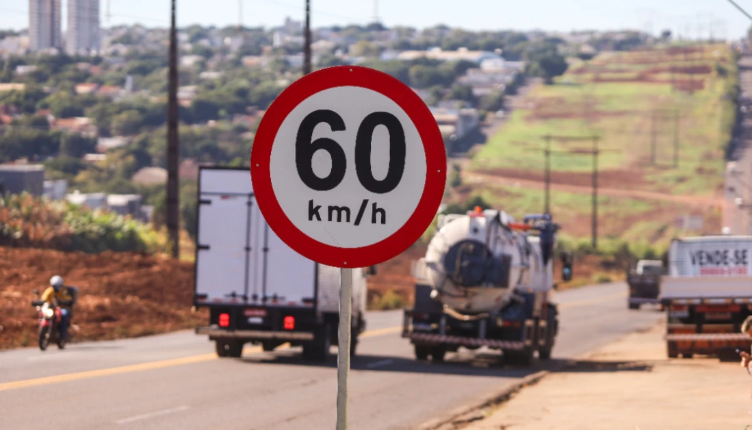 Novo limite de velocidade do Contorno Sul passa a valer a partir deste domingo (1º) Novo limite de velocidade do Contorno Sul passa a valer a partir deste domingo (1º)