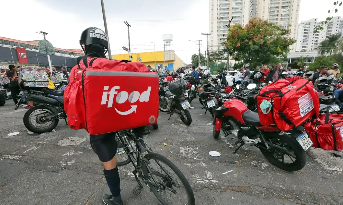 Anvisa libera venda de medicamentos por plataformas como iFood