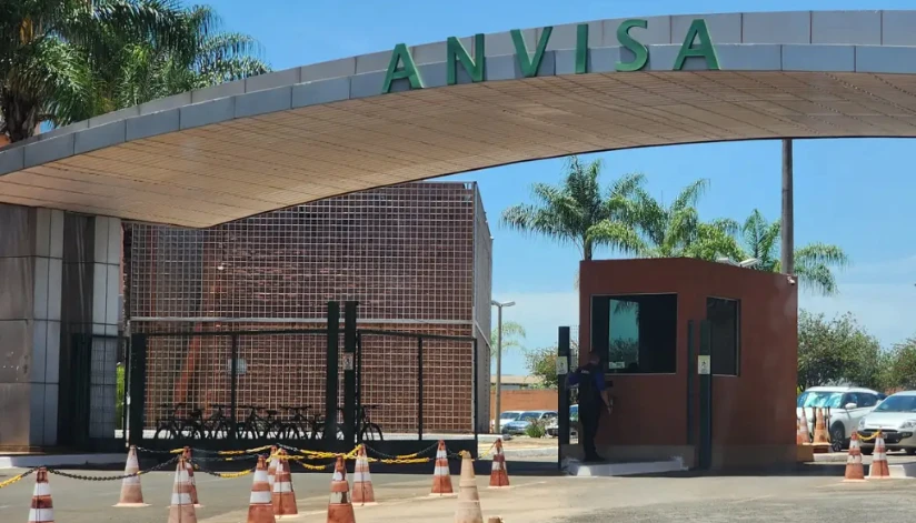 Anvisa proíbe comercialização de suplementos com ora-pro-nóbis na composição