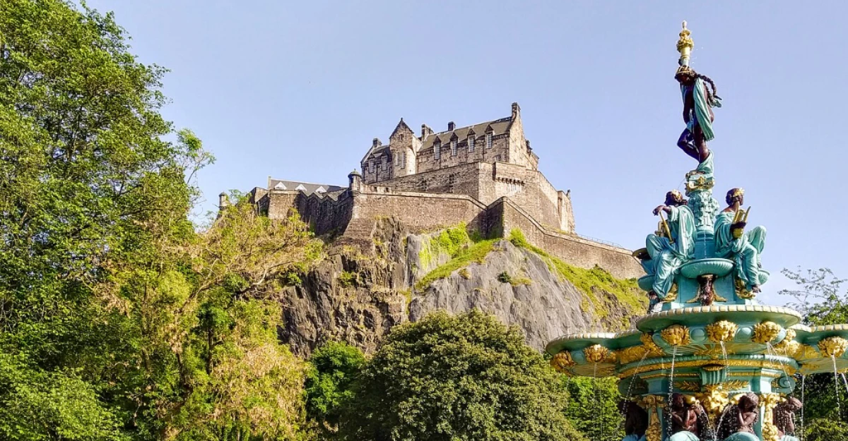 Escócia tem castelos assombrados, gaita de fole na música e unicórnios como símbolo nacional