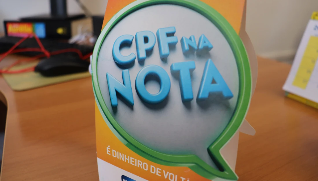 Moradores de Maringá e de mais 38 cidades ganham prêmios de R$ 1 mil do Nota Paraná