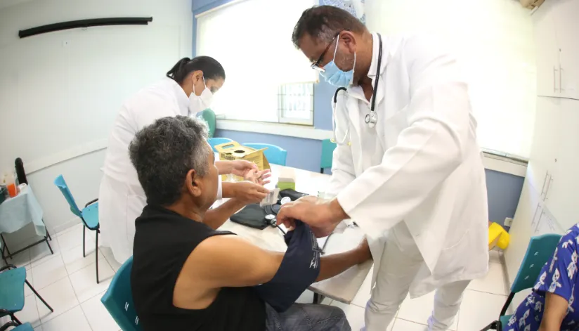 Ações voltadas para a saúde do homem serão realizadas durante o Novembro Azul em Maringá; saiba mais