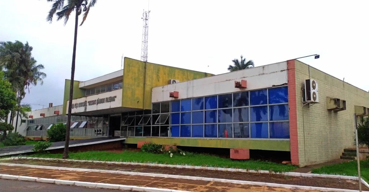 Prefeitura na região oeste do Paraná abre concurso com salários de até R$ 6,5 mil