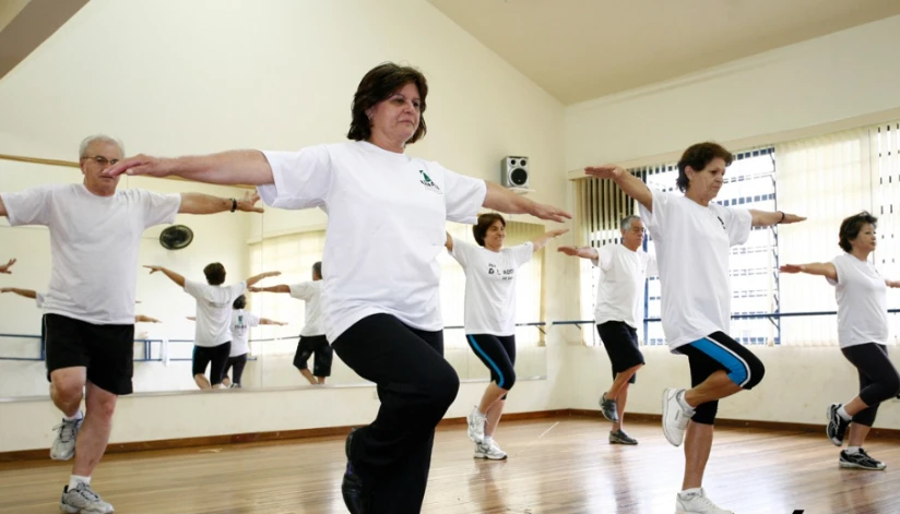 Unati abre inscrições para turmas de teatro, yoga, letramento digital e mais