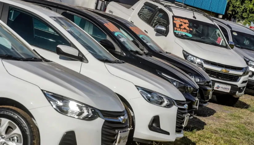 Vendas de veículos sobem mais de 16% no 1º trimestre de 2026, informa Fenabrave