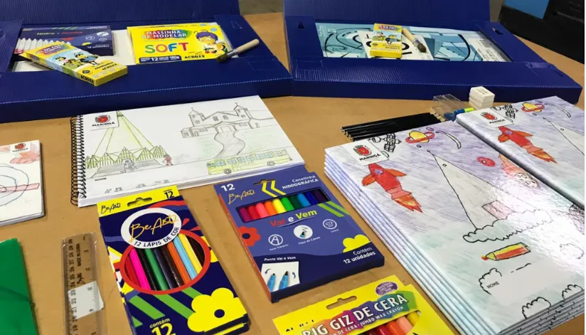 Prefeitura de Maringá inicia entrega dos kits escolares para alunos da rede municipal