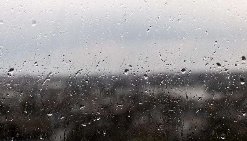 Chuva e temperaturas amenas: veja a previsão do tempo para o início desta semana em Maringá