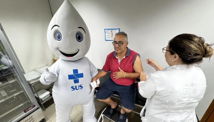 Em Maringá, mais de 2,5 mil pessoas receberam doses no Dia D da Multivacinação Em Maringá, mais de 2,5 mil pessoas receberam doses no Dia D da Multivacinação