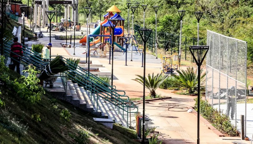 Prefeitura inaugura Parque Linear Rio Samambaia na região nordeste de Maringá