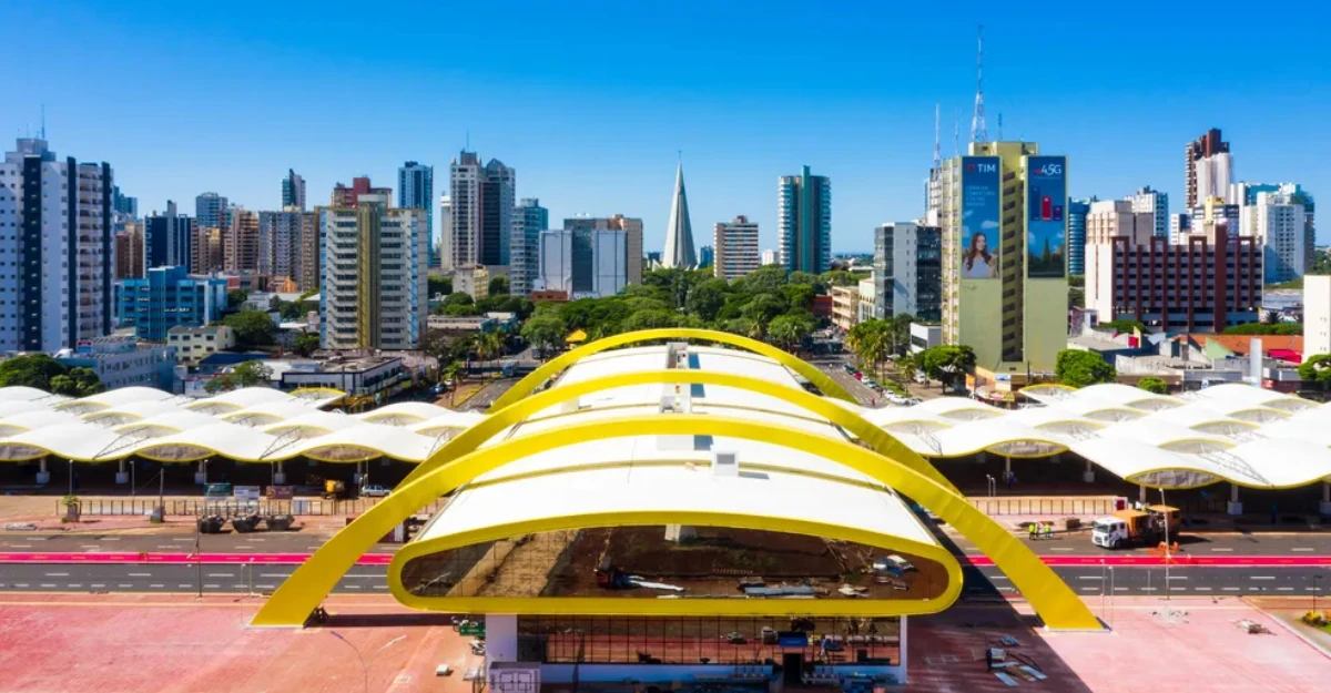 Jogo do Brasil na Copa altera horário de funcionamento do comércio de Maringá