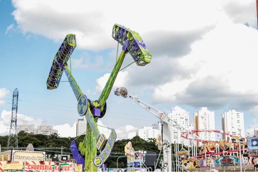 Confira a tabela de preços do parque de diversões da Expoingá 2026 