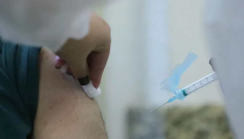 Mais de 44 mil doses da vacina da gripe foram aplicadas em Maringá, segundo Ministério da Saúde