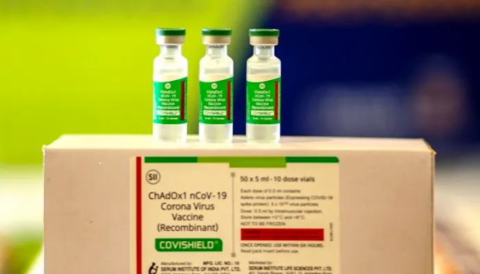 Vacina Astrazeneca passa em teste de fábrica e Fiocruz anuncia início de produção