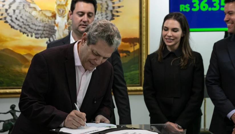 Estado libera R$ 36,3 milhões para pavimentação de 26 km de vias urbanas em Maringá