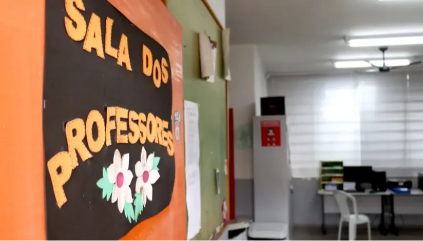 Prefeitura de Londrina abre processo seletivo para professores temporários; saiba mais