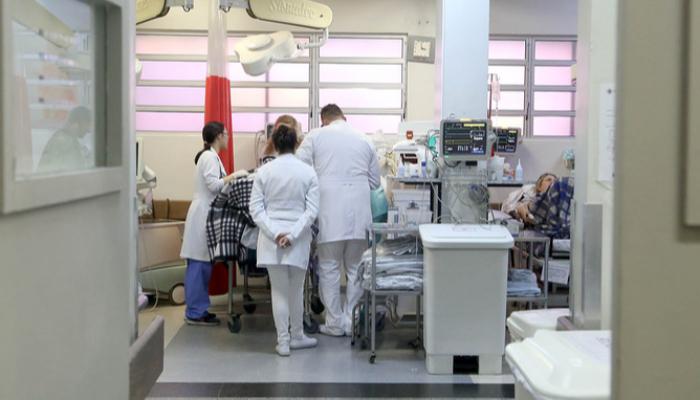 Paraná contrata 435 profissionais da saúde, 128 serão para o HU