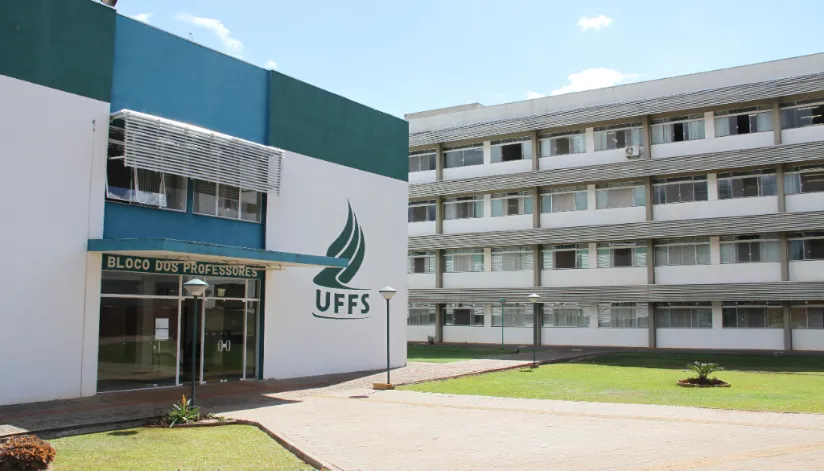 UFFS abre concurso público para técnicos administrativos com remuneração de até R$ 4,1 mil