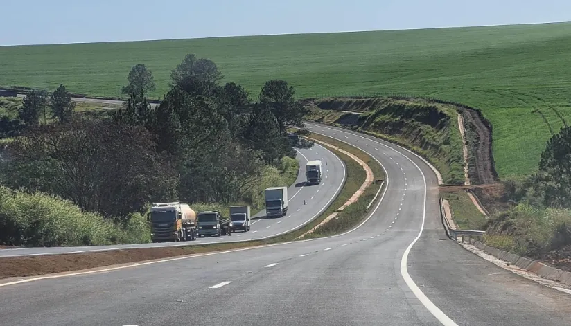 14 km de pista duplicada da PR-445 tem tráfego totalmente liberado