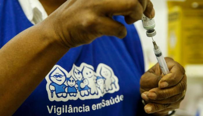 Pediatras alertam para queda na vacinação infantil durante a pandemia