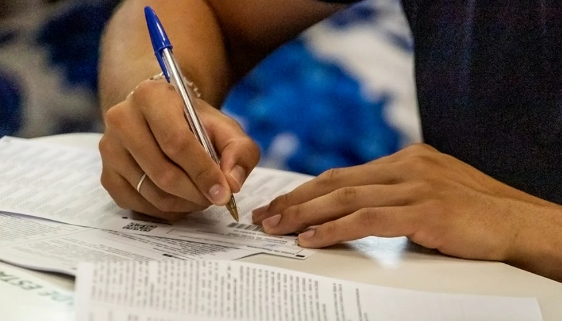 Vestibular de Inverno da UEM tem menor índice de abstenção em 16 anos Vestibular de Inverno da UEM tem menor índice de abstenção em 16 anos