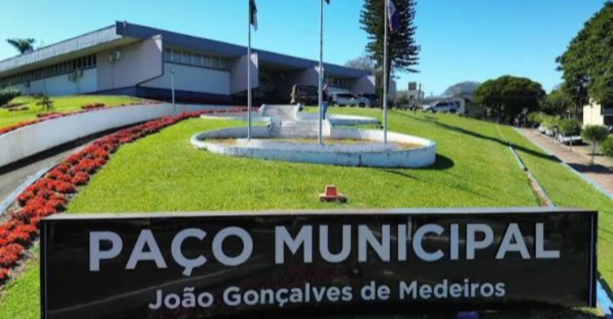 Marialva abre concurso com 42 vagas e salários de até R$ 7,4 mil; veja cargos disponíveis