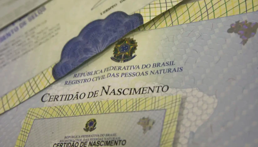 Paraná registra mais de 2,6 mil mudanças de nome em cartório desde 2022; saiba como fazer