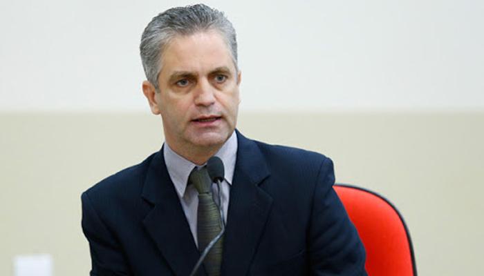 Ulisses Maia é eleito prefeito de Maringá Ulisses Maia é eleito prefeito de Maringá