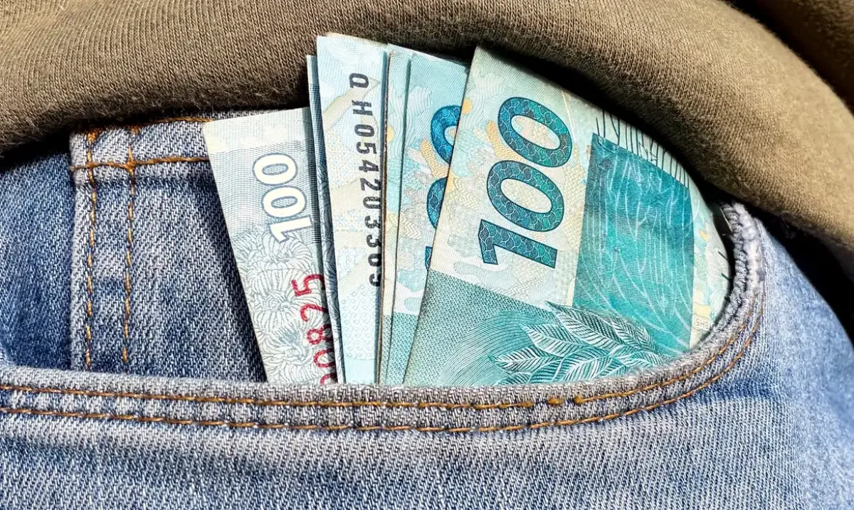 FGTS vai distribuir R$ 13 bilhões para trabalhadores; saiba quem tem direito a receber