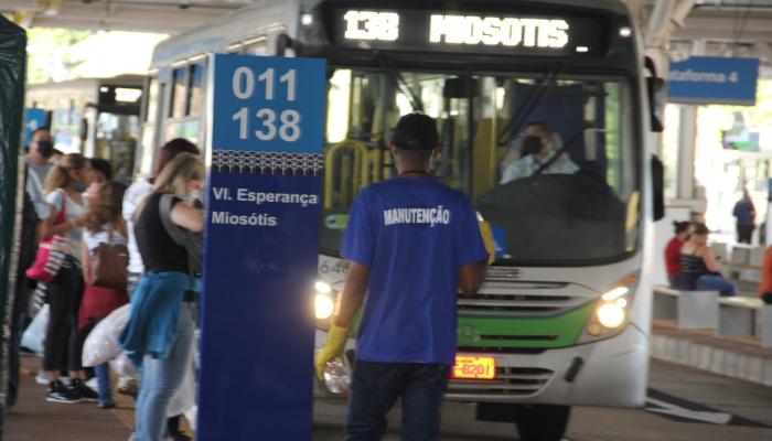 Procon realiza nova fiscalização no Terminal Urbano de Maringá e constata alto risco de contágio