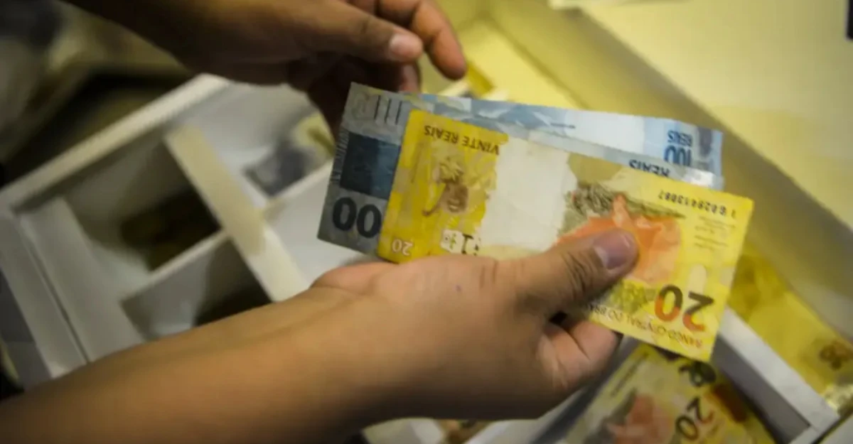 Trabalhadores do Paraná têm rendimento médio recorde, mostra Pnad Contínua