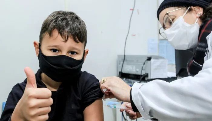 Maringá vacina contra covid-19 crianças de 7 a 11 anos sem comorbidades nesta quarta-feira