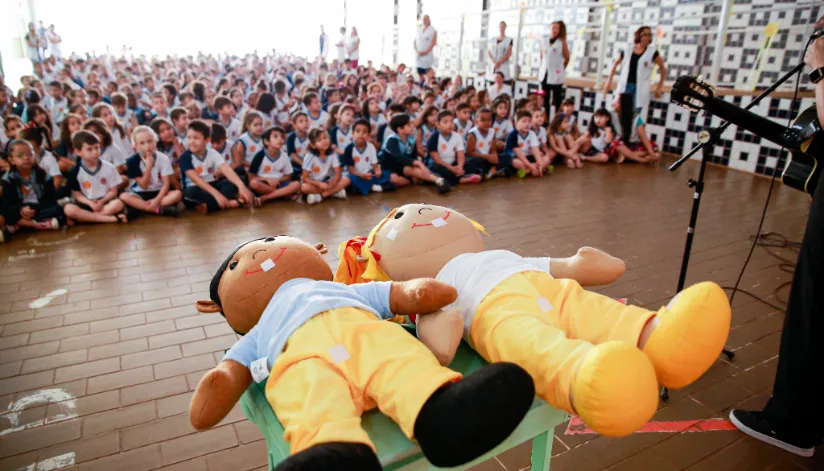 Prefeitura de Maringá anuncia criação de canal exclusivo para denúncias de casos de abuso infantil Prefeitura de Maringá anuncia criação de canal exclusivo para denúncias de casos de abuso infantil