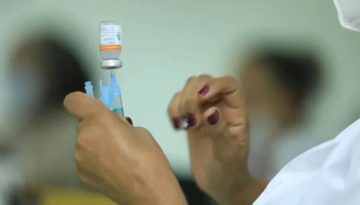 Maringá é a 1º cidade do Paraná a aderir ao consórcio de compra de vacinas