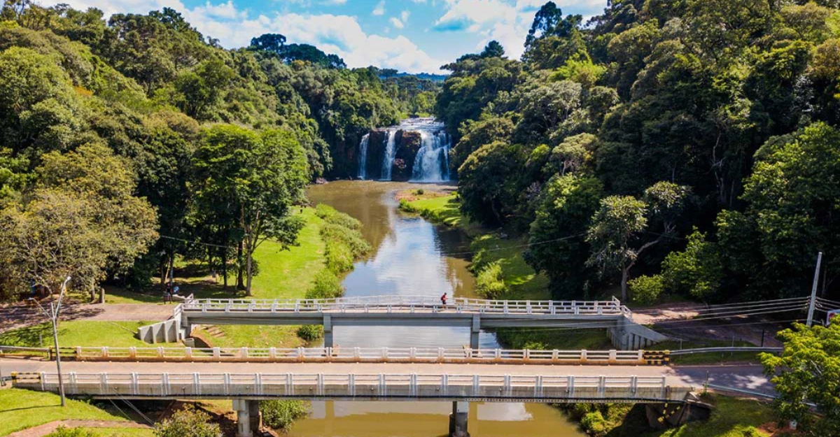 “Terra das Cachoeiras” abre PSS com nove vagas e salários de até R$ 4,1 mil