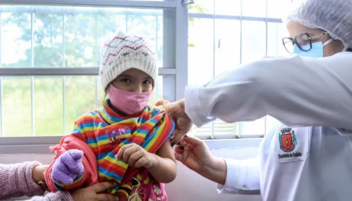 Cerca de 60 mil crianças serão vacinadas contra covid-19 em Maringá; veja cronograma de hoje