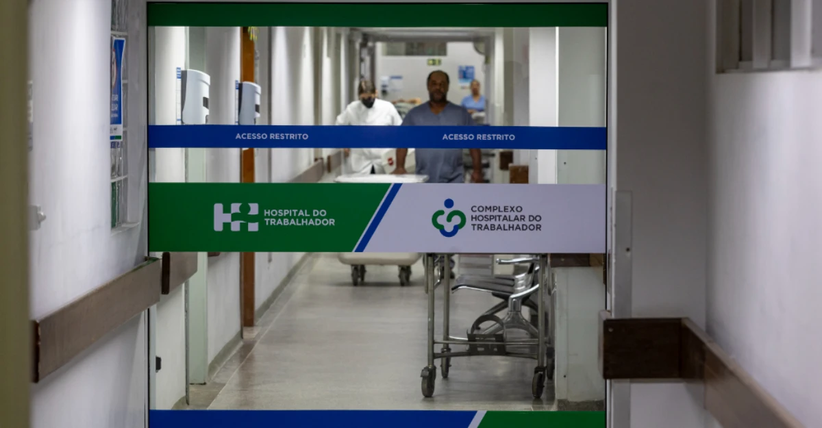 Paciente do Paraná recebe aplicação de polilaminina em hospital de Curitiba