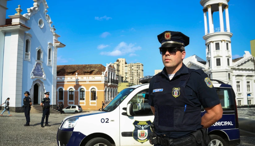 Prefeitura de Curitiba abre concurso da Guarda Municipal com salários de até R$ 4 mil