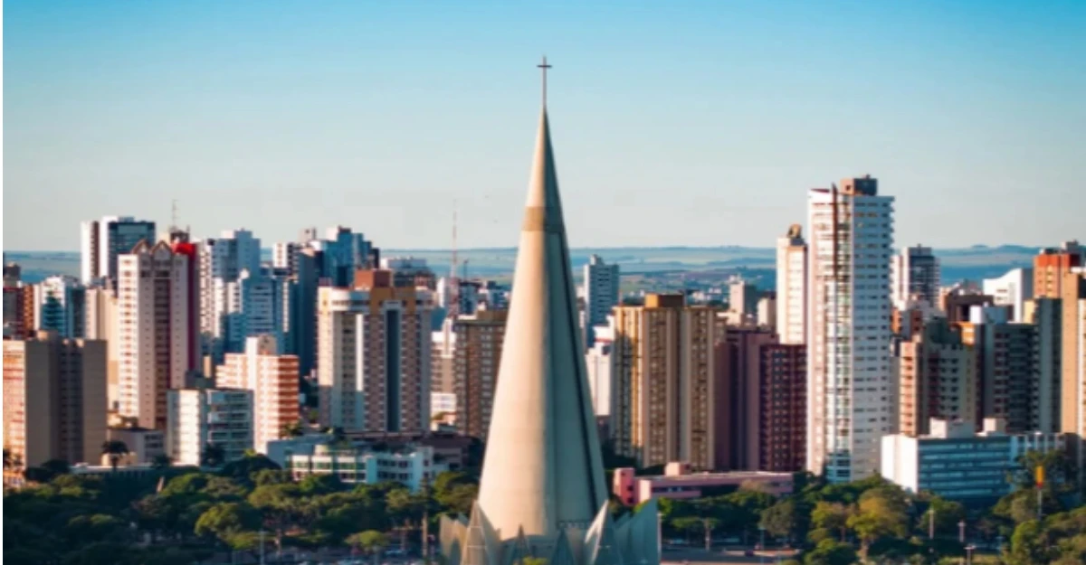 Tempo fica estável e semana começa com máxima de 33ºC em Maringá