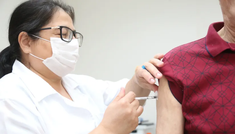 Secretaria de Saúde de Maringá adota nova estratégia de vacinação contra Covid-19; entenda