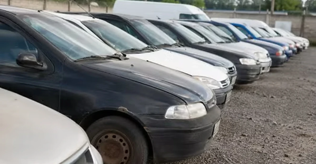 Leilão online tem carros e motos conservados com lances a partir de R$ 1 mil