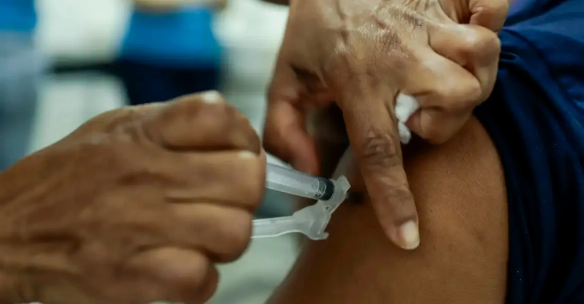 Ministério da Saúde envia 2,2 milhões de doses da vacina contra covid-19 para todos os estados