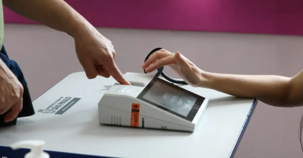 Eleitores sem biometria cadastrada podem votar nas eleições deste ano; entenda