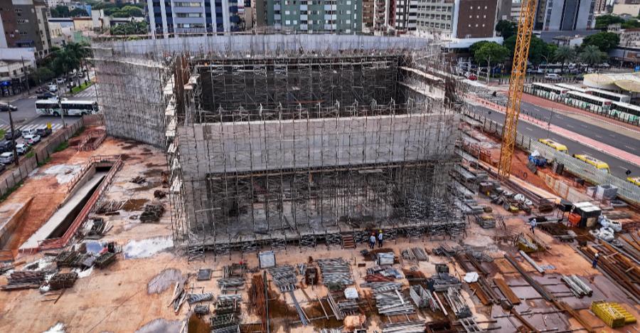 Obras da Ópera Oscar Niemeyer chegam a 43% de execução; veja fotos 