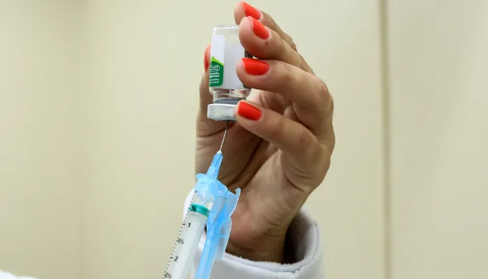 População geral de Maringá já pode se vacinar contra a gripe nesta terça-feira (29)