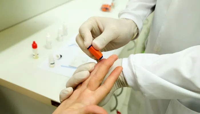 Secretaria de Saúde de Maringá promove testagens rápidas em prol da conscientização sobre DSTs