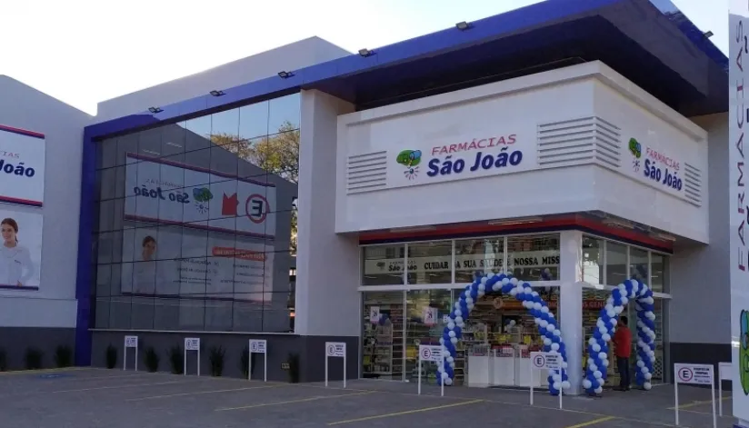 Rede de Farmácias São João está contratando; há vagas que não exigem experiência