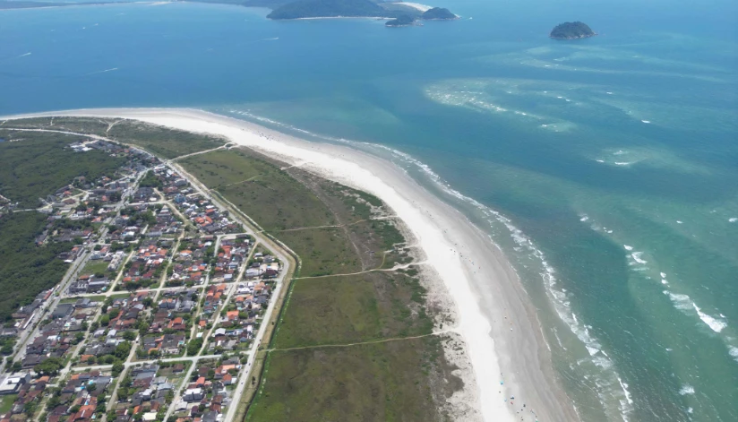 Paraná conquista lugar entre as 200 melhores praias em ranking internacional