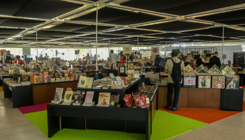 Semana Literária do Sesc e Feira do Livro começam em 13 de agosto, em Maringá